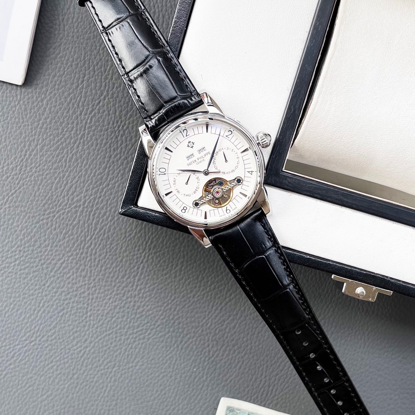 Patek Philippe Men's Mechanical Watch