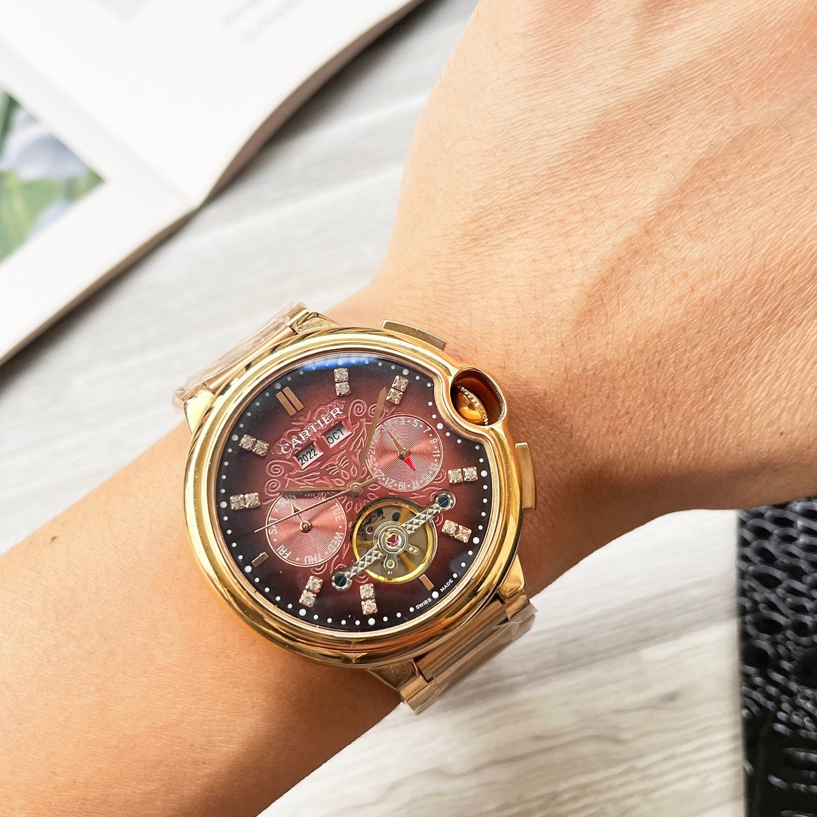 Cartier tempered glass mechanical watch