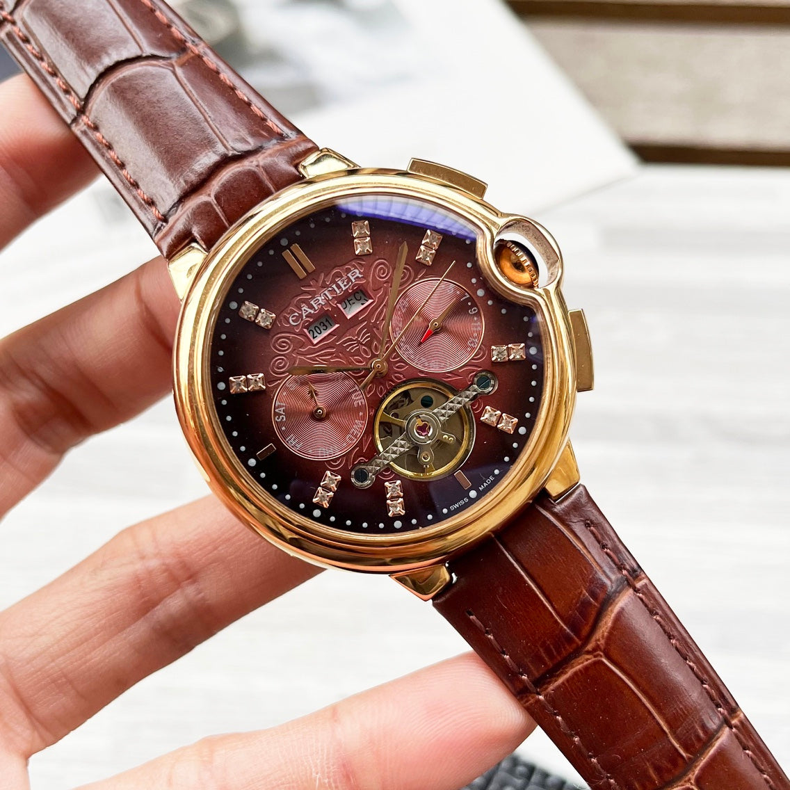 Cartier tempered glass mechanical watch