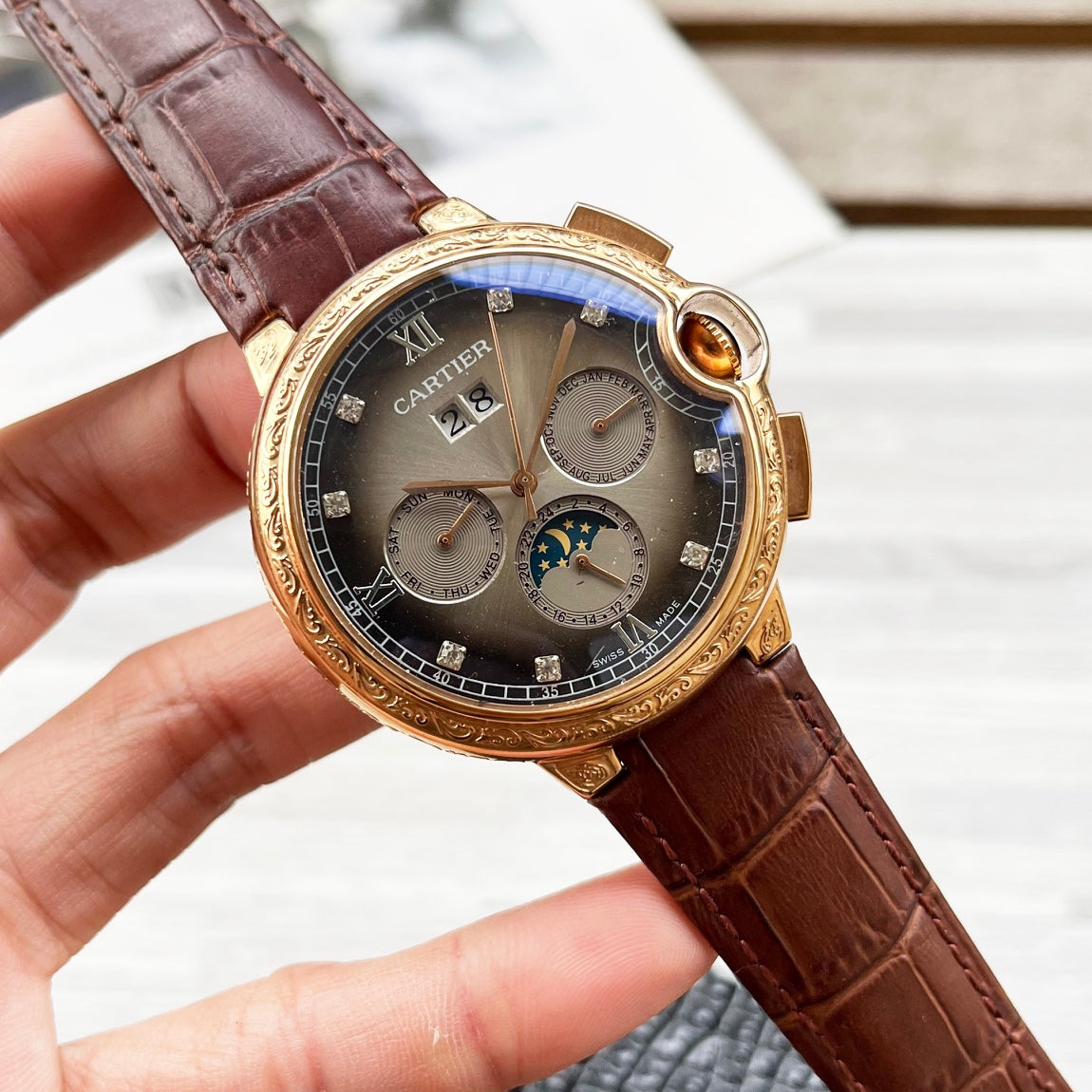 Cartier tempered glass mechanical watch